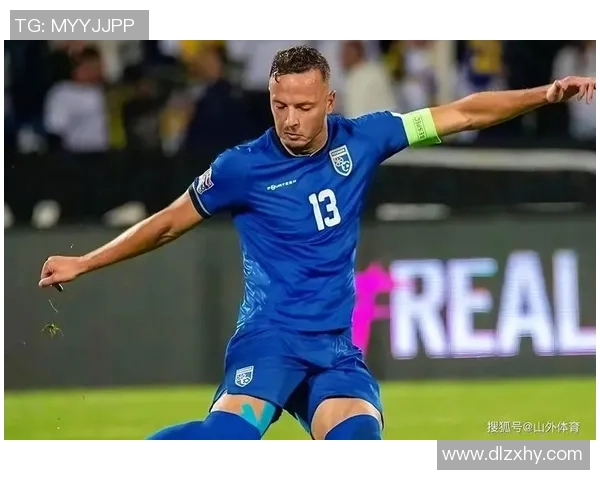 足球界十大长脸球星盘点 长相独特球员引人注目 足球界十大长脸球星盘点 长相独特球员引人注目